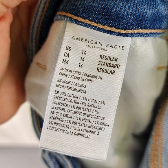 American Eagle Mom Straight Jeans Size 14 - Picture 7 of 12